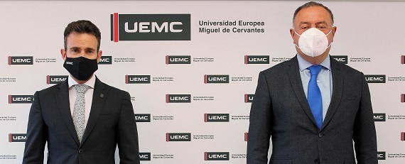 Mutua Montañesa y la Universidad Europea Miguel de Cervantes firman un convenio de cooperación educativa
